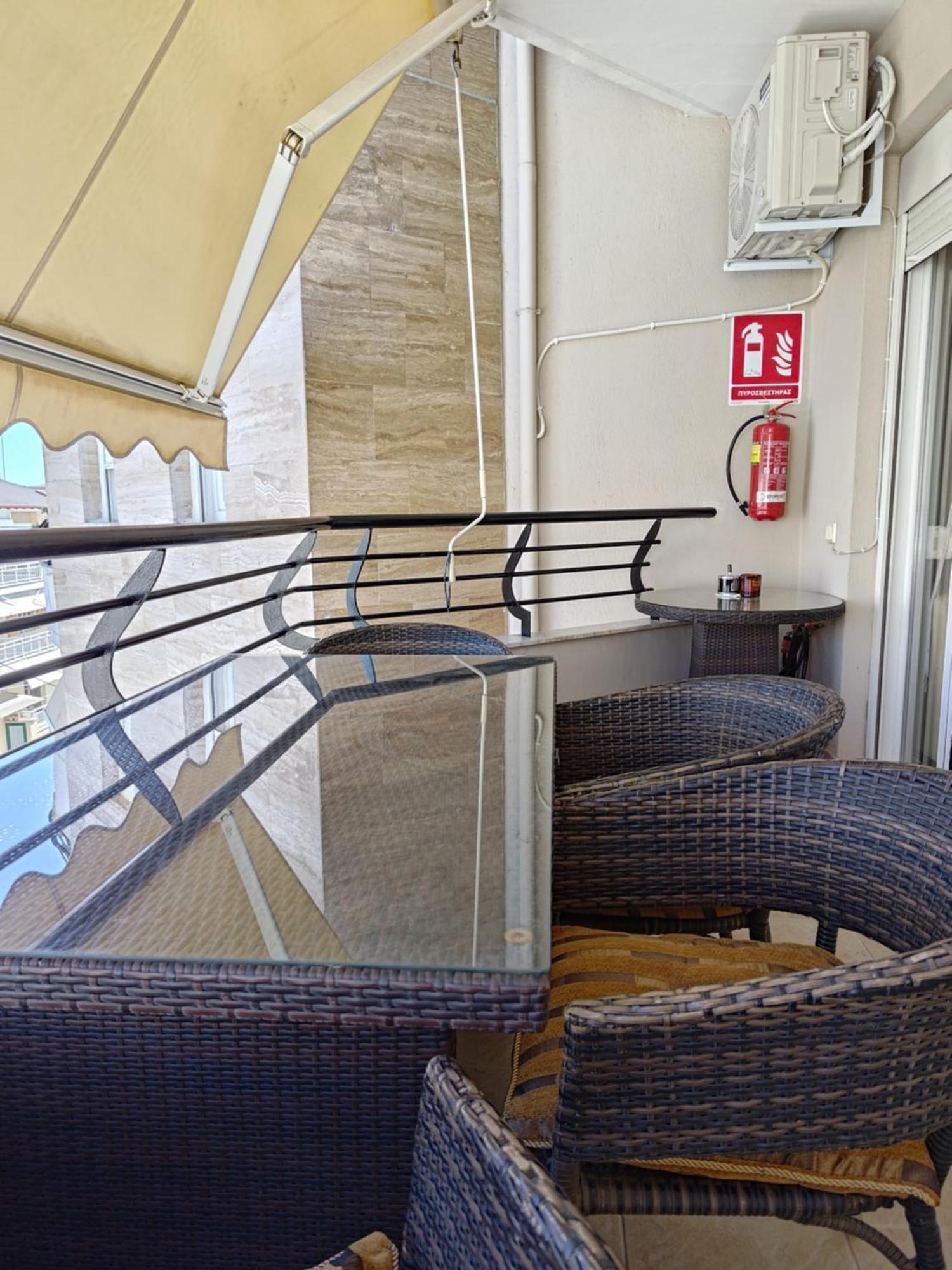 Jordan Downtown Apartment & Parking Kateríni 외부 사진